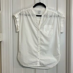J Crew white short sleeve cotton top. Button front. No collar. Front pocket